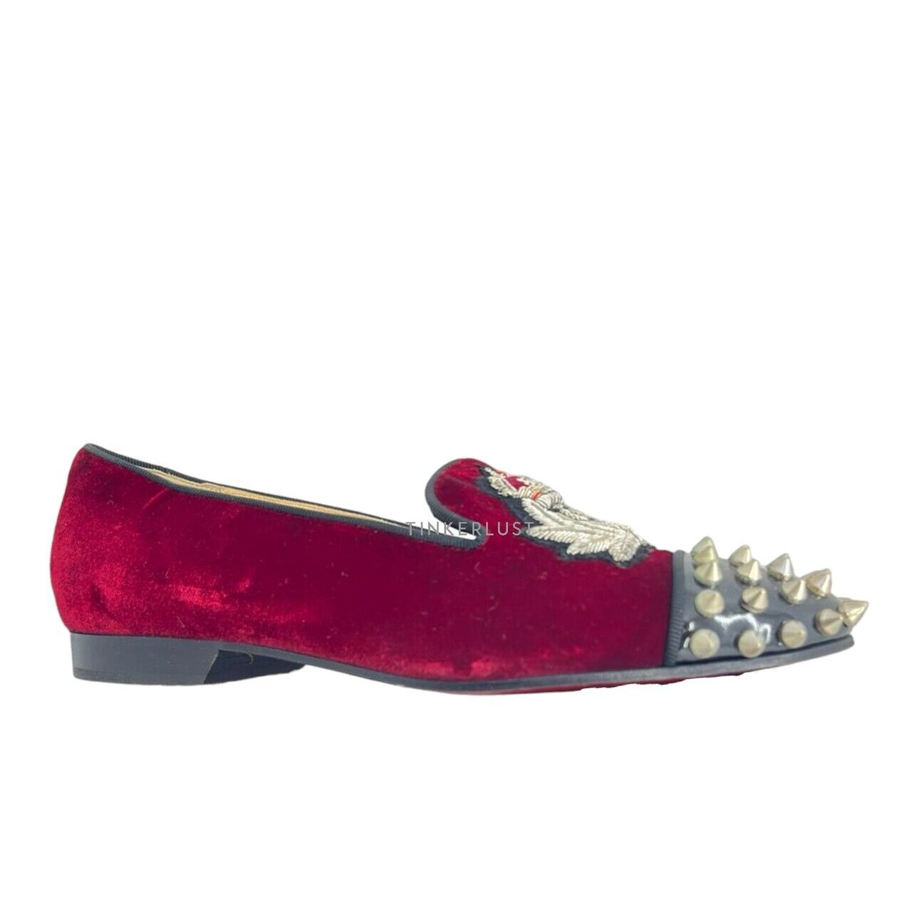 Maroon louboutins outlet